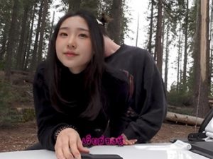 Luna Okko สาวเอเซียทำคอนเทนท์ outdoor กับแฟน Luna journey