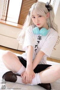 MUKC-113 [Uncen] ถ่ายแบบคอสเพลย์สาวที่ยังซิงเลยแถมเย็ด Honoka Nanase